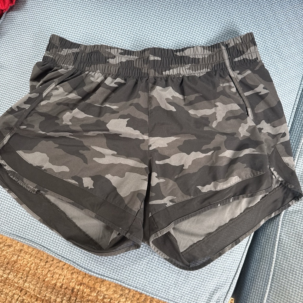 Athleta Black and Gray Athletic Shorts Lightweight Elastic Waist